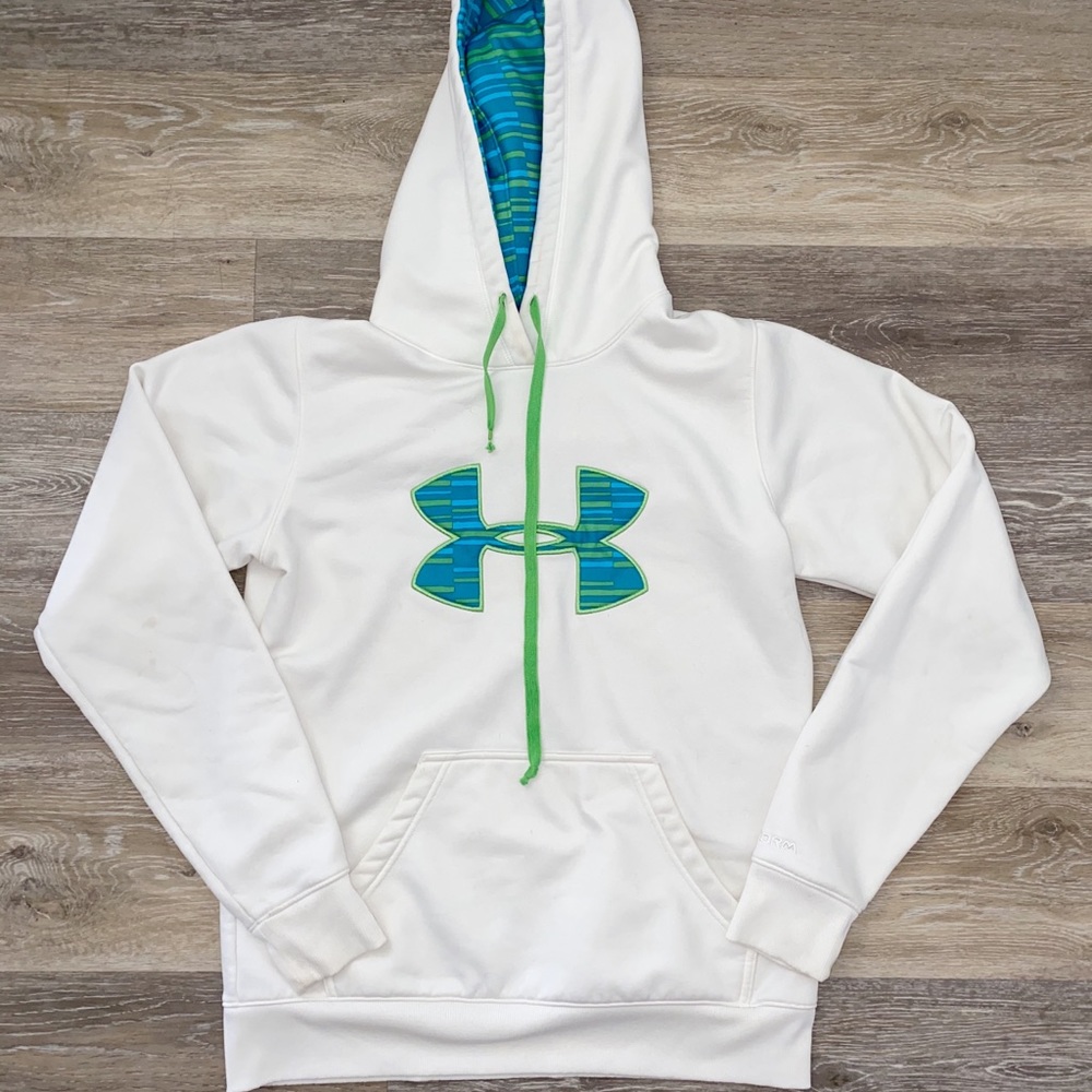 White Under Armour Sweatshirt